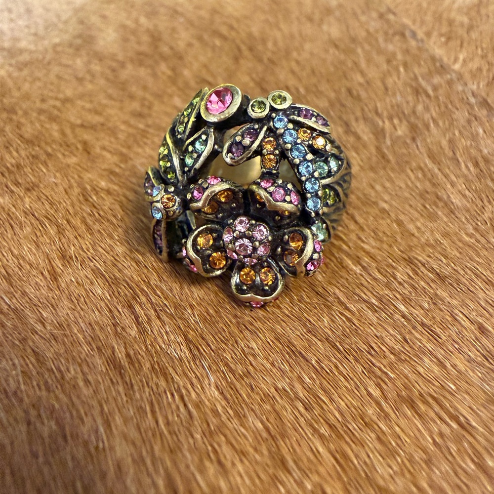 Heidi Daus "Dragonfly Dreams" Multicolor Crystal Statement Ring Sz 7 Whimsigoth - Picture 3 of 10
